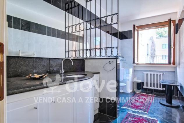 Casa indipendente di 394 m² con più di 5 locali e box auto doppio in vendita a Casnigo - Foto 16