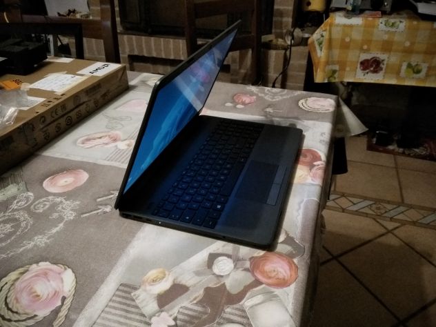 HP NOTEBOOK G8 255 CPU 3020e RAM 8 GB Disco SSD 256 GB - NUOVO - - Foto 6