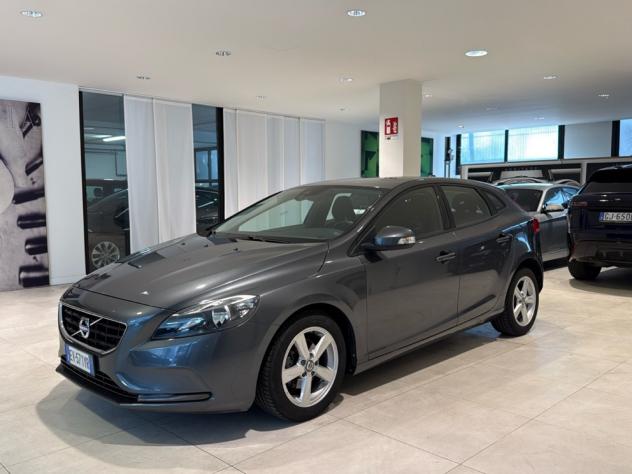 Volvo V40 D2 1.6 Momentum Diurne LED Bluetooth Clima Cruise