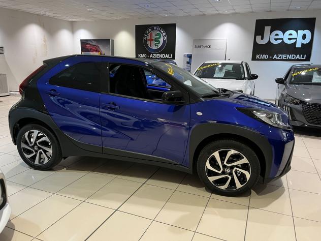 Toyota Aygo X 1.0B (72 CV) Trend S-CVT - Foto 4