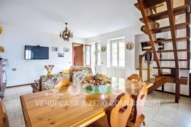 Appartamento di 200 m² con 5 locali in vendita a Casalzuigno - Foto 3