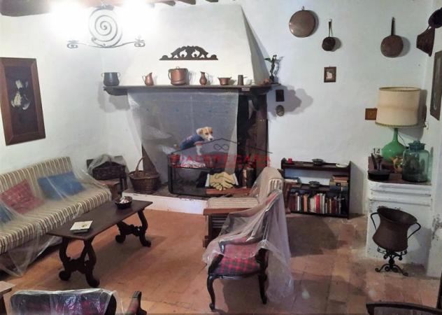 Orvieto - Vendesi casale con terreno a circa 15 chilometri da Orvieto. - Foto 8