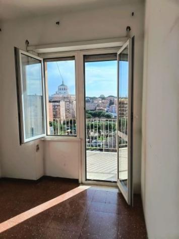 ULTIMO PIANO, TERRAZZO E VISTA SULLA BASILICA DI SAN PAOLO - Foto 3