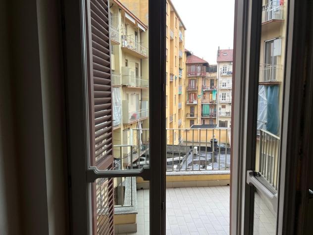 APPARTAMENTO ARREDATO – CIT TURIN PRESSI PIAZZA BERNINI / ZONA TRIBUNALE - Foto 13