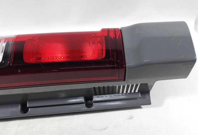 STOP FANALE POSTERIORE DESTRO RENAULT Trafic Serie 265A12656R (14) - Foto 11