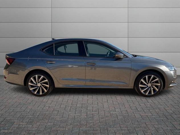 Škoda Octavia 4ª serie 1.5 TSI ACT Ambition - Foto 6