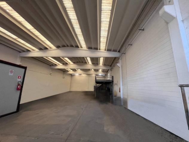 Immobile di 650 m² con 3 locali in vendita a Roncadelle - Foto 5