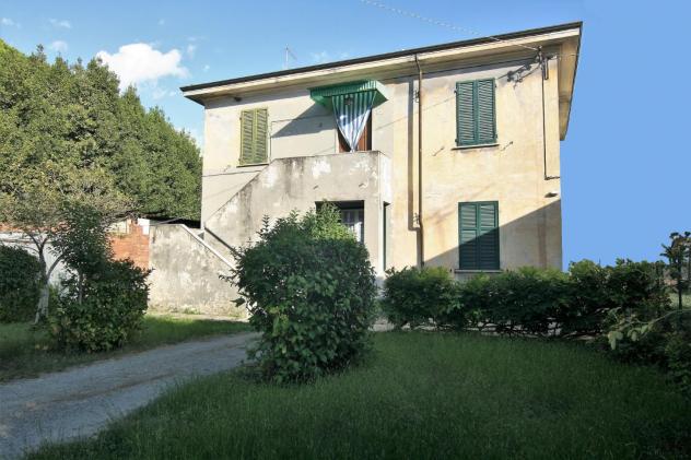 Casa semindipendente in vendita a Avenza - Carrara 120 mq Rif: 1066152