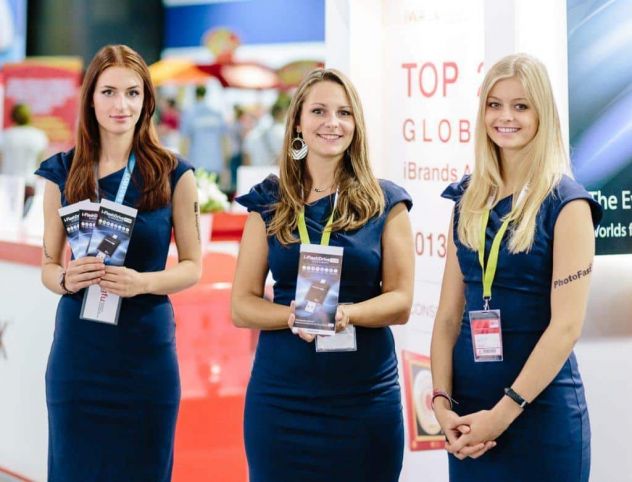 CERCASI PROMOTER HOSTESS PER STAND CAMPENSO DA €. 1500,00