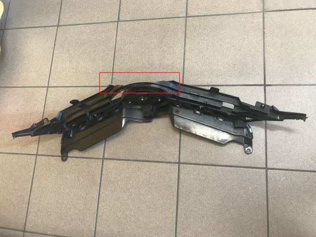 VENDESI RICAMBI per Toyota Auris Touring - Foto 8