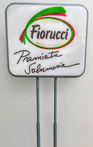 Insegna luminosa