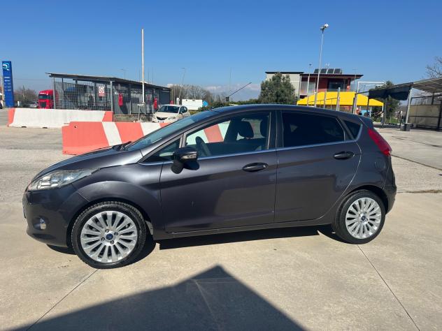 Ford Fiesta 1.4 TDCi - Foto 4