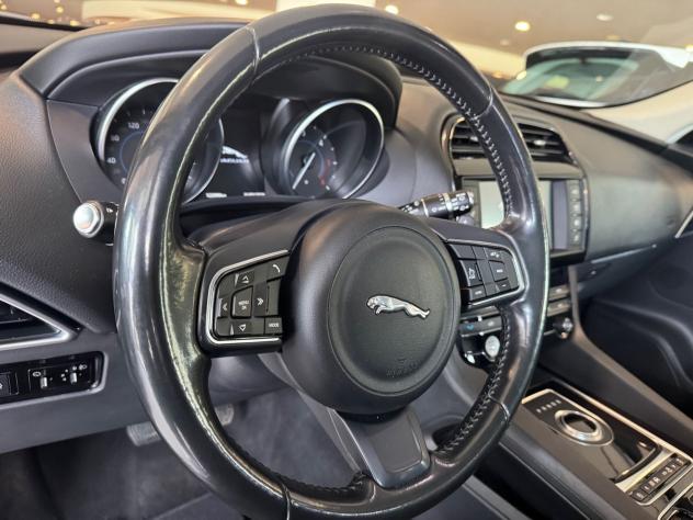 Jaguar F-Pace 2.0D 180cv PURE - Foto 10