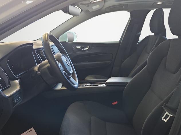 Volvo XC 60 T6 PLUG-IN AWD AUTO RECHARGE INS. EXP - Foto 9