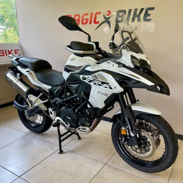 Benelli TRK 502 null