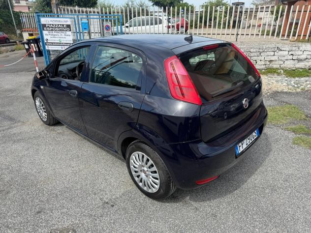 Fiat Punto 1.3 MJT II S&S 95 CV 5 porte Street - Foto 6