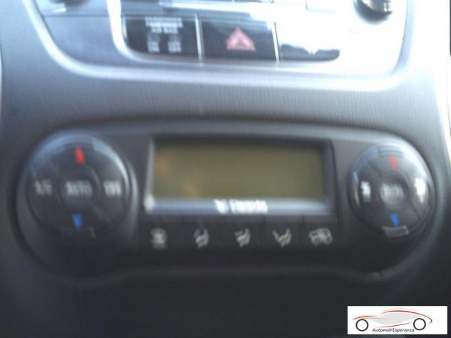 HYUNDAI - iX35 - 1.7 CRDi 2WD Comfort - Foto 7