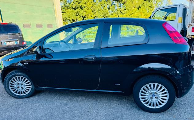 Fiat Grande Punto 1.3 MJT 75 CV commercianti - Foto 5