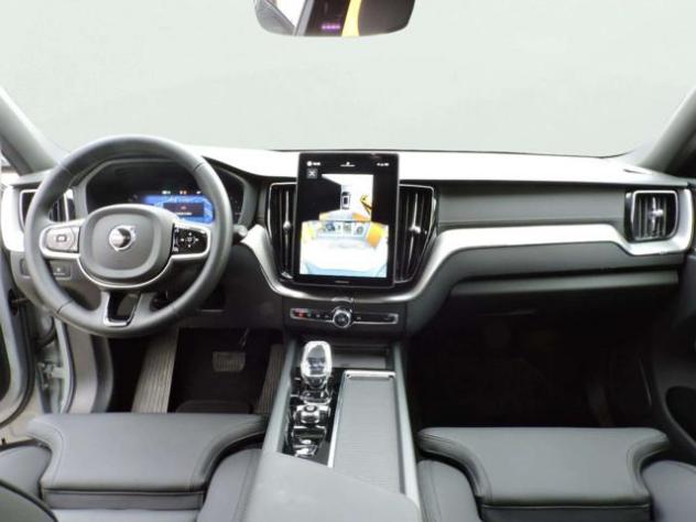 VOLVO XC60 T6 Plug-in hybrid AWD automatico Ultra Dark rif. 24118716 - Foto 9