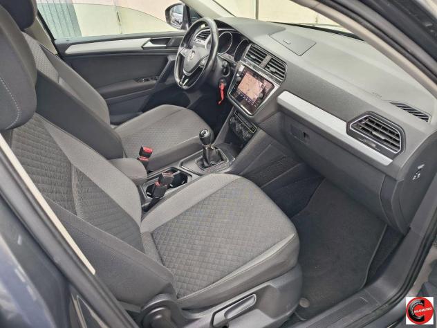 VOLKSWAGEN Tiguan 1.6 TDI R LINE LED - Foto 6