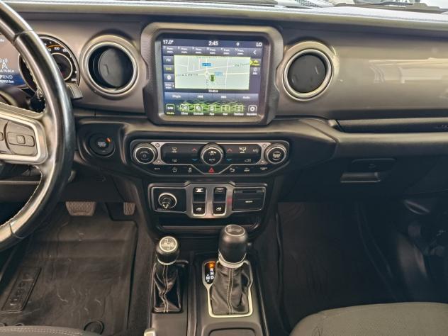 Jeep Wrangler 2.0 Turbo Sahara 4WD automatico - Foto 10
