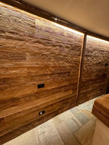 Travature in legno di recupero per rivestimenti