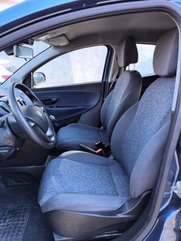 LANCIA Ypsilon 1000 HYBRID SILVER 70CV STEREO USB ITALIA rif. 23775581 - Foto 5