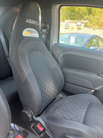 Abarth 595 1.4 Turbo T-Jet 145 CV - Foto 9