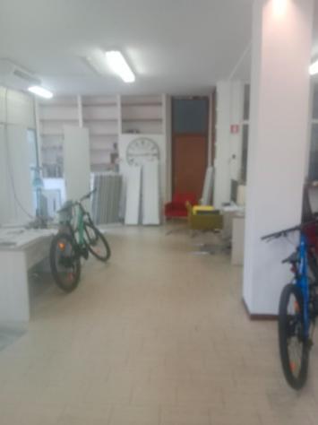 Immobile di 110 m² con 2 locali in affitto a Carpi