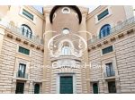 Affitto di Lusso Roma Nord - 520 mq in Villa Storica con Parco e Terrazza