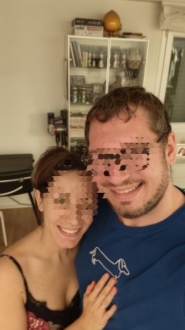 Moglie CuckQueen cerca Ragazza per il suo Uomo. - Foto 3