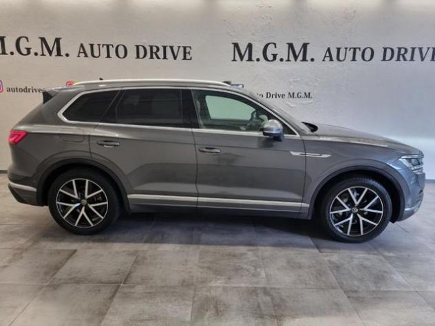 VOLKSWAGEN Touareg 3.0 V6 TDI SCR Elegance rif. 23815358 - Foto 4