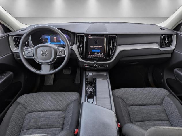 Volvo XC60 B4 automatico Core - Foto 8