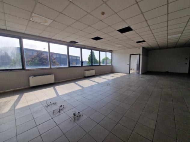 Immobile di 1400 m² con più di 5 locali in affitto a Rho - Foto 9