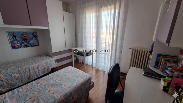 SAN LAZZARO: Fano - san lazzaro: ampio e moderno appartamento pronto da abitare
in uno dei quartieri più serviti e richiesti di fano, in posizione str - Foto 17