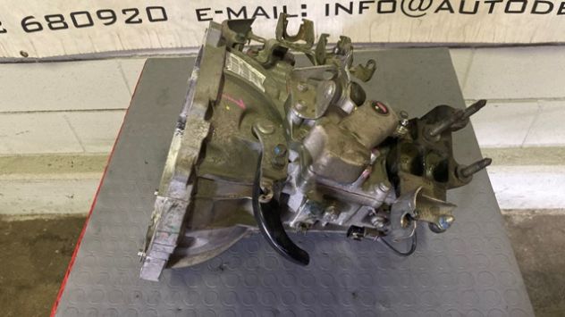 Cambio manuale Mitsubishi Space Star 1.0 del 2015 (F5MBD-1-ABZ) - Foto 2