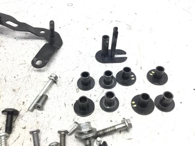 HONDA CBR RR ABS KM0 600 STAFFE E KIT VITI BULLONI ASSORTITI 2024 2026 PC69A4RK - Foto 2