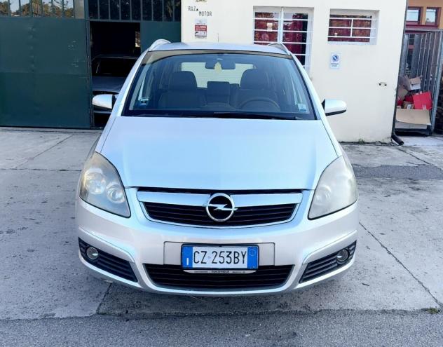 Opel Zafira 1.9 CDTI 120CV Cosmo - Foto 3