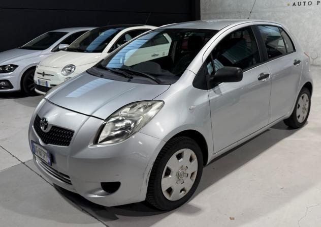 Toyota Yaris Benzina Km 88.000 Neopatentati - Foto 3
