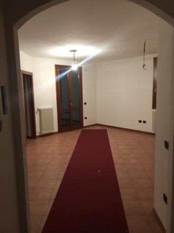 Appartamento di 150 m² con 2 locali e box auto in vendita a Rolo