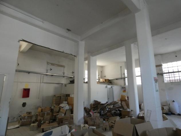 Locale commerciale in affitto a Genova - Foto 16