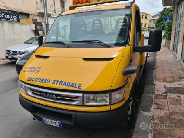 Iveco daily 35.c 17 patente b - Foto 3