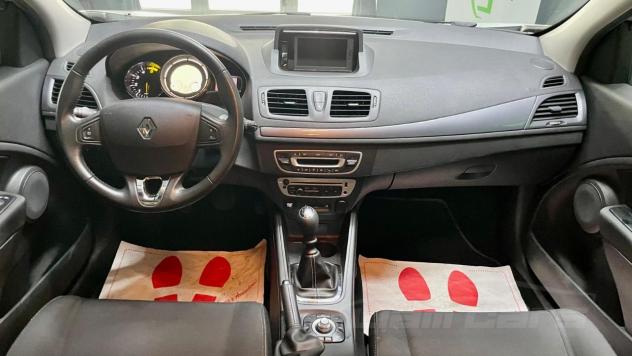 Renault Megane SporTour 1.5 dci Limited s&s 110cv E6 - Foto 8