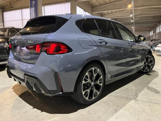 BMW 118 d MSport "18 M Sport/LED/NAV.CAR PLAY/TELECAM+PARK rif. 24190159 - Foto 4