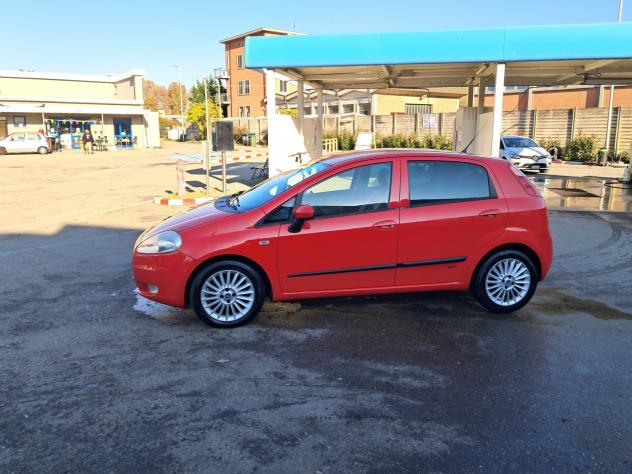 Fiat Grande Punto Grande Punto 1.3 MJT 75 CV 5 porte Dynamic - Foto 2