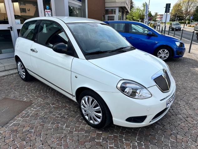 Lancia Ypsilon 1.2Bz 69CV Diva - Uniproprietario - Foto 3