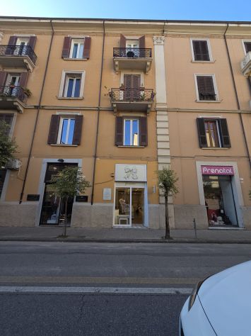 Proponiamo in locazione o Vendita