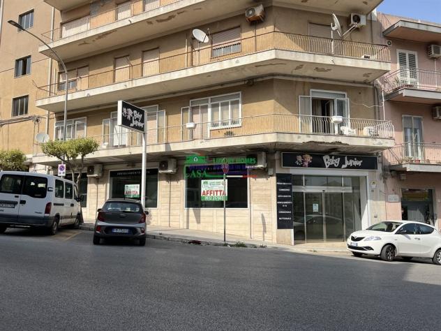 Rif. 9880 - Locale commerciale ad alta visibilità, Ragusa - Foto 3