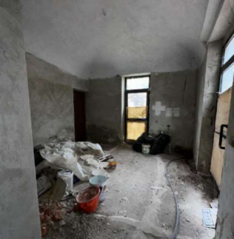 Oltre 3 vetrine in vendita a Trino - Foto 4