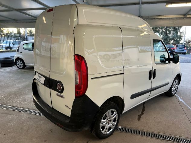 Fiat Doblo’ XL 3 Posti Tetto alto 1.6 Mtj 105CV - Foto 4